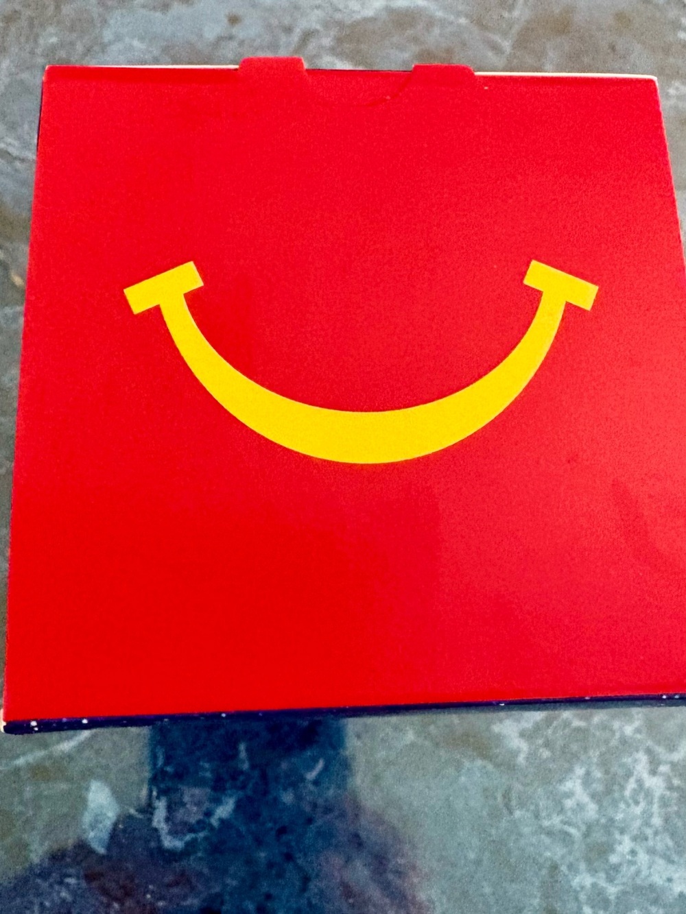 Brand New! McDonald’s BT21 “Tata” Happy Meal Toy 2026 - Picture 3 of 3